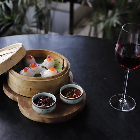 Radisson Jaipur City Center Exterior foto Dim sum and wine